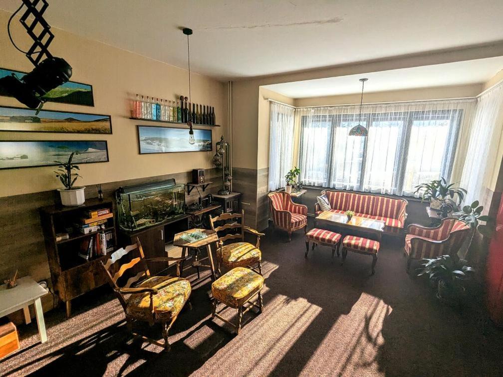 Hotel Alfa トルトノフ エクステリア 写真